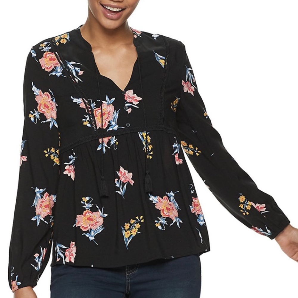 Mudd Floral Peasant Blouse